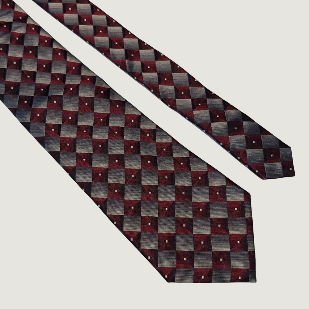Silk Necktie Burgundy Grey Geometric Diamond Pattern Classic Wide Formal 56x3.5"